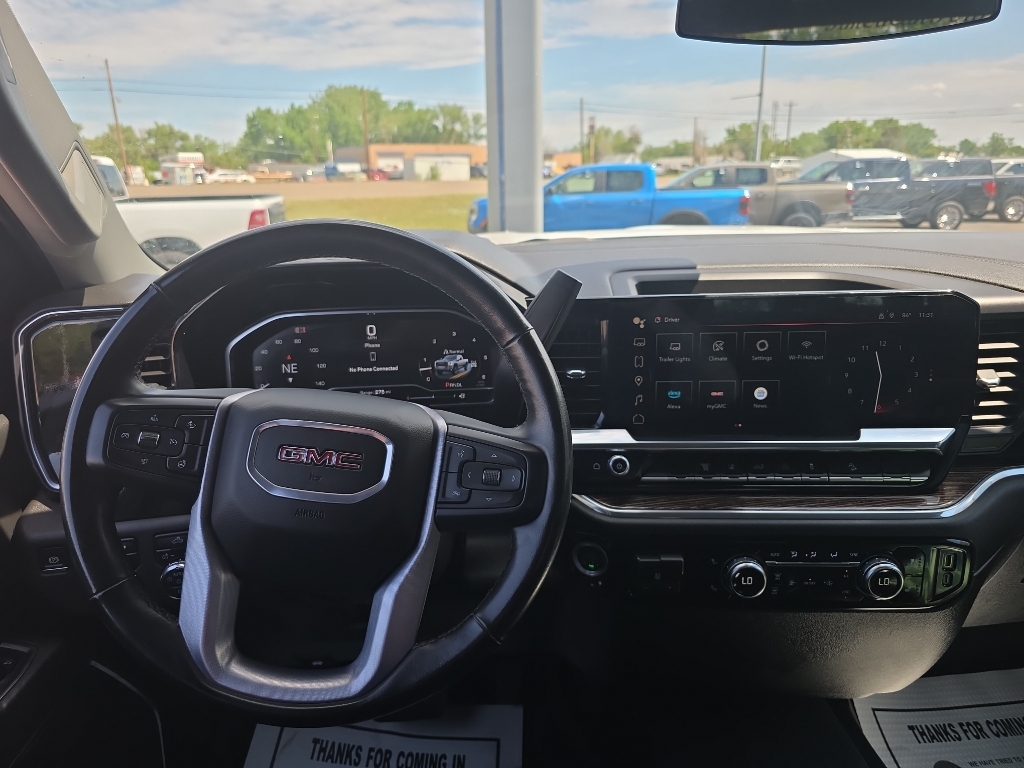 2024 GMC Sierra 3500 - Summit White exterior view 19