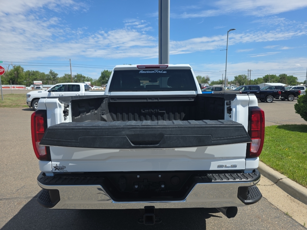 2024 GMC Sierra 3500 - Summit White exterior view 8
