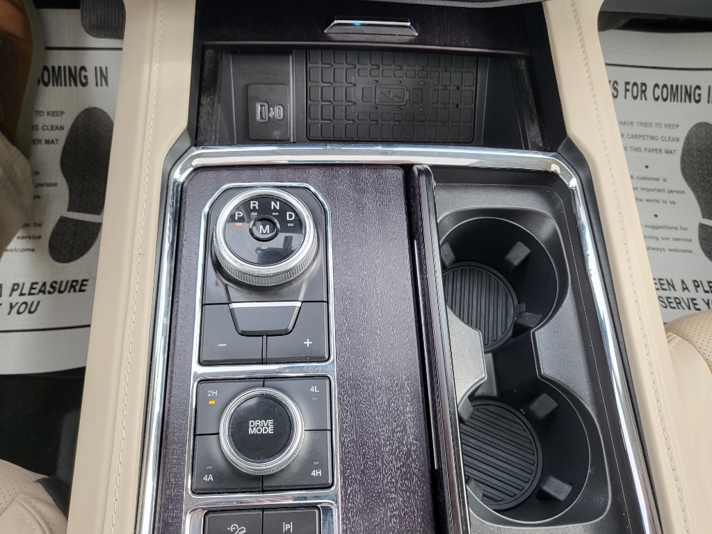 2023 Ford Expedition MAX Platinum - Jewel Red Metallic Tinted Clearcoat exterior view 15