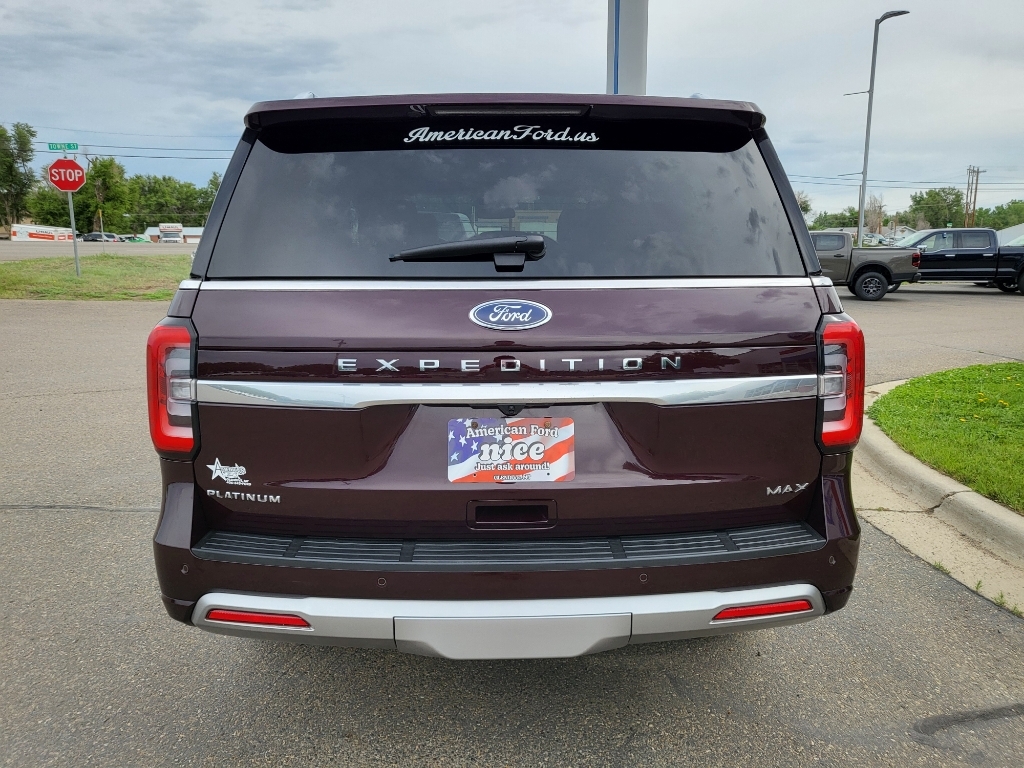 2023 Ford Expedition MAX Platinum - Jewel Red Metallic Tinted Clearcoat exterior view 5