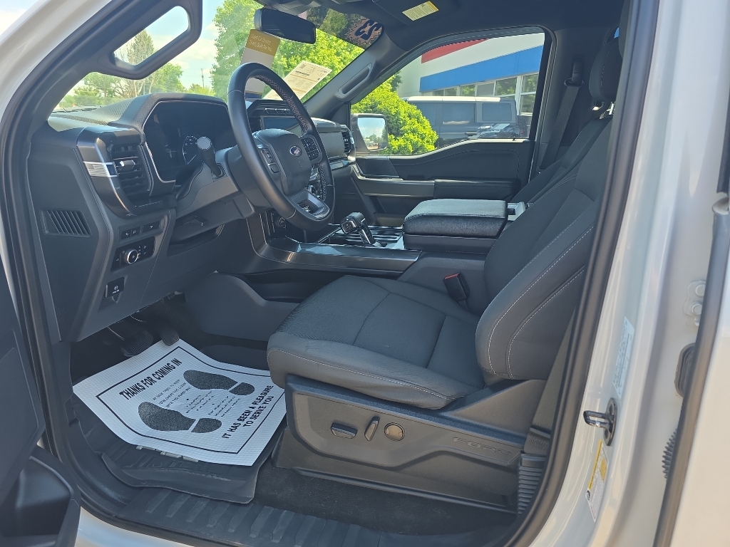 2023 Ford F-150 XLT - Avalanche exterior view 9