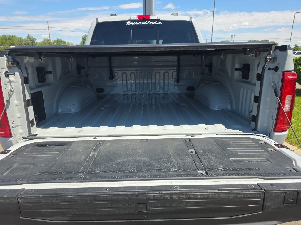 2023 Ford F-150 XLT - Avalanche exterior view 6