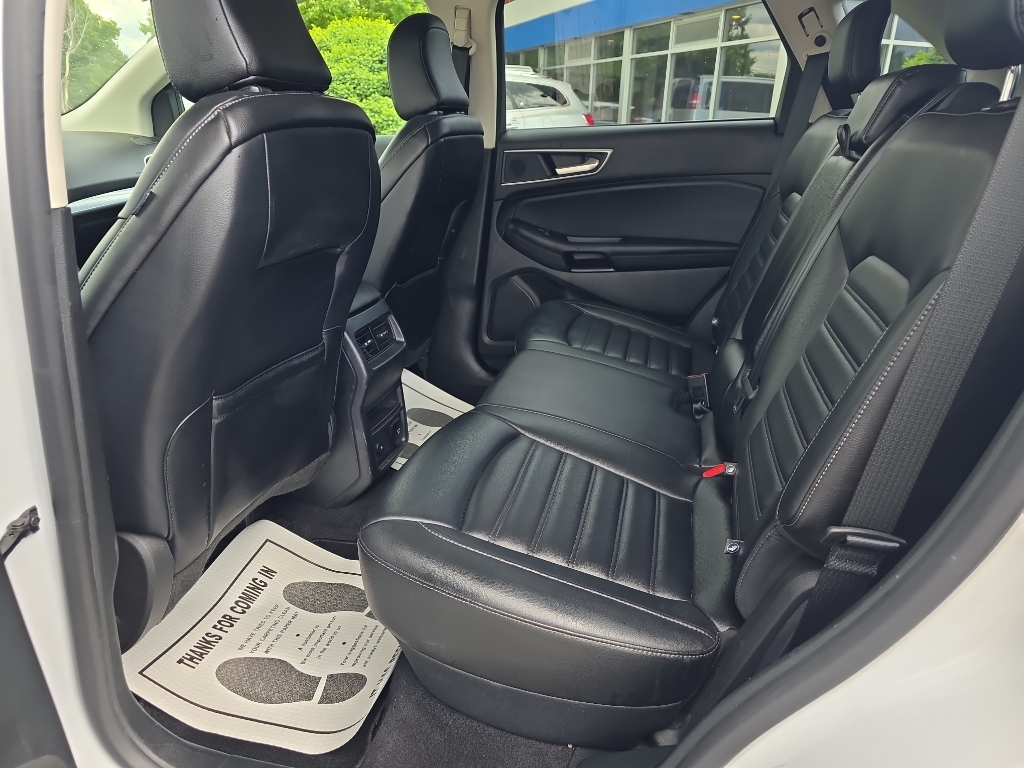 2023 Ford Edge SEL - Oxford White exterior view 10