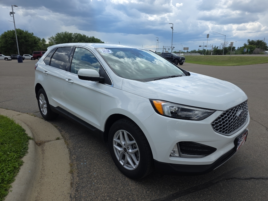 2023 Ford Edge SEL - Oxford White exterior view 14