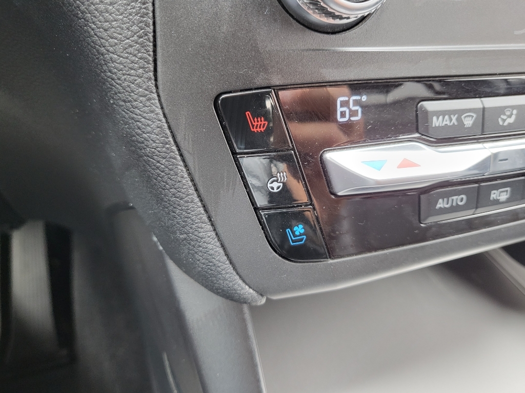 2020 Ford Explorer Limited - Magnetic Metallic exterior view 14