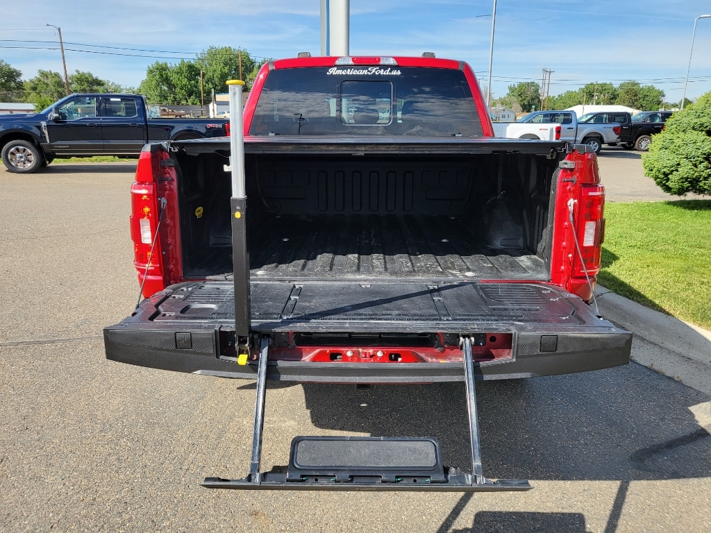 2021 Ford F-150 XLT - Red exterior view 6