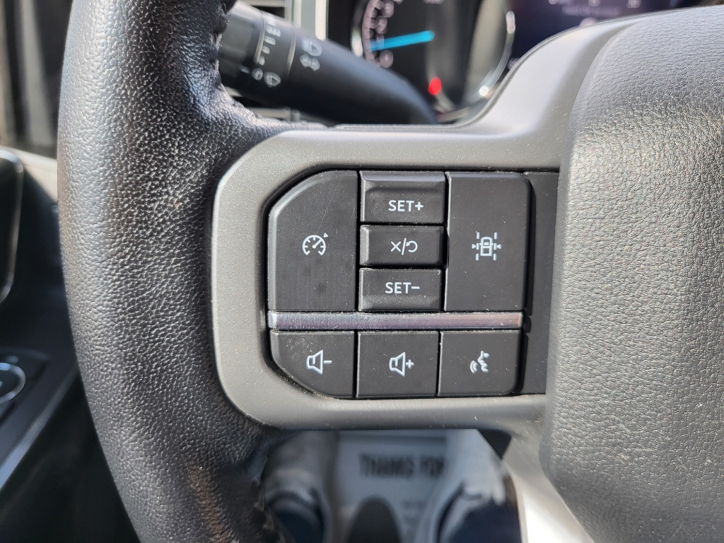 2021 Ford F-150 XLT - Red exterior view 13