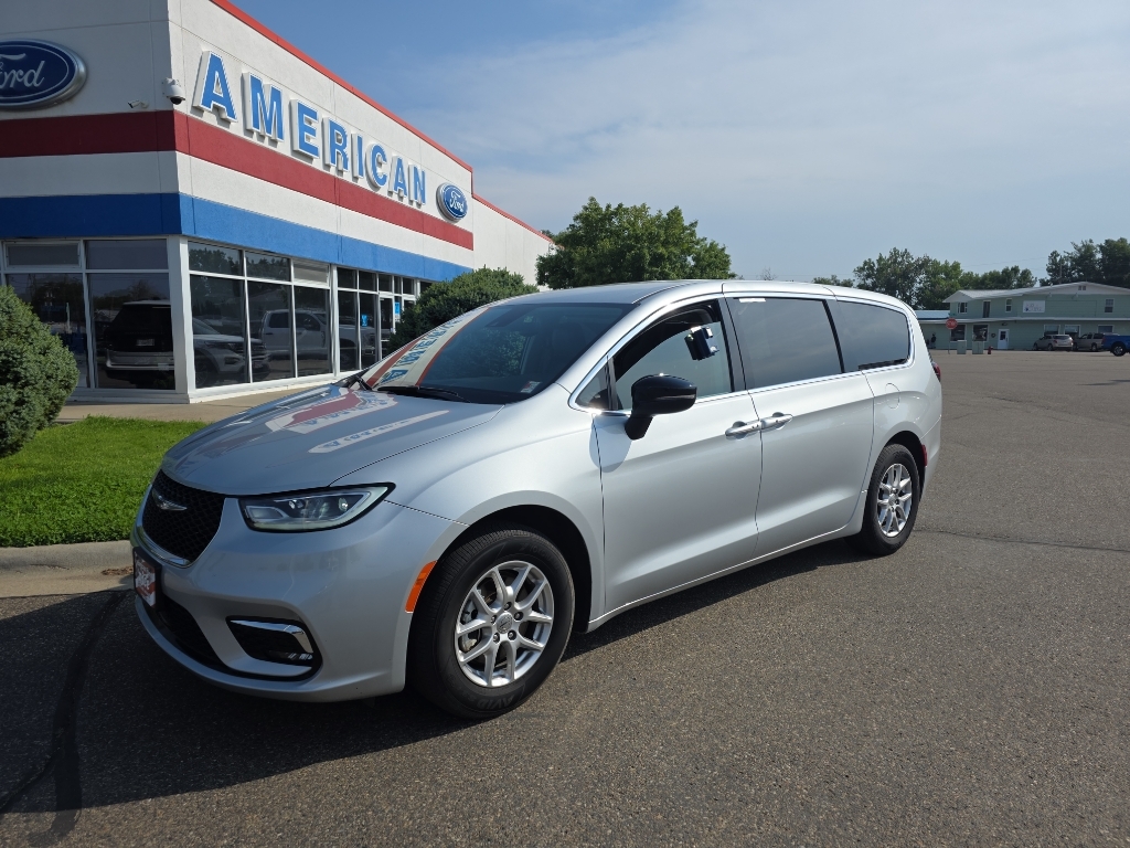 2024 Chrysler Pacifica
