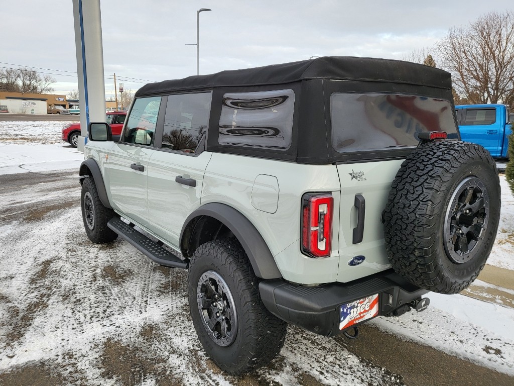2021 Ford Bronco Advanced - Cactus Gray exterior view 6