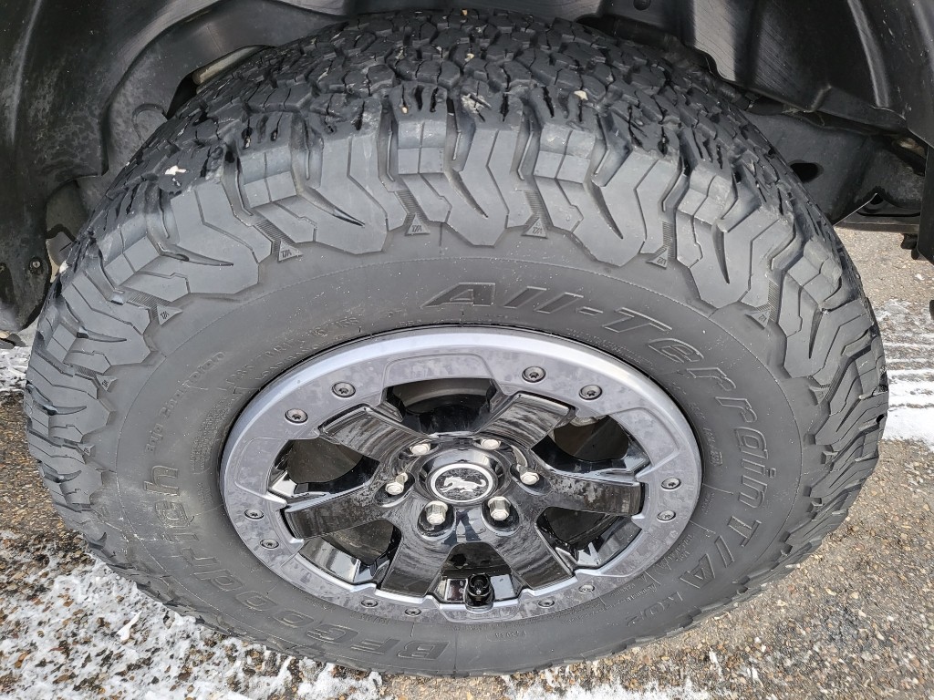2021 Ford Bronco Advanced - Cactus Gray exterior view 8
