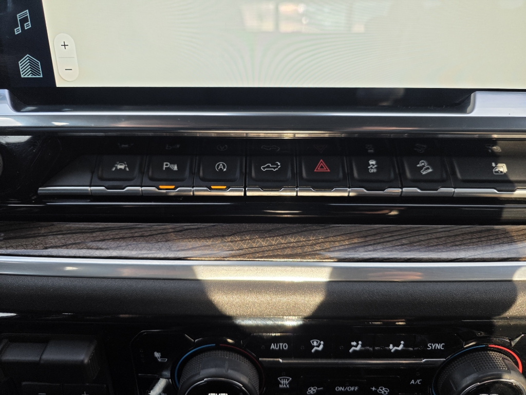 2022 Chevrolet Silverado 1500 - null exterior view 15