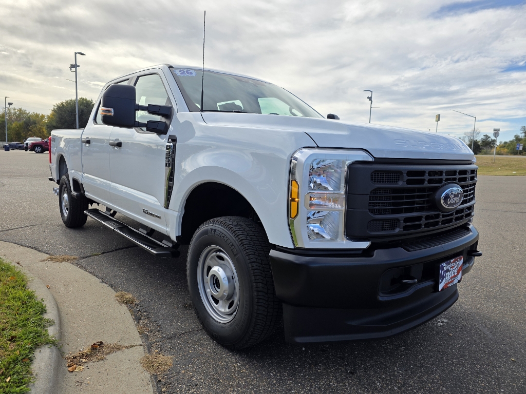 2026 Ford F-250 Super Duty - Oxford White exterior view 3