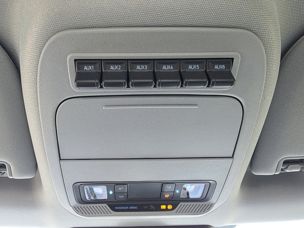 2026 Ford F-250 Super Duty - Oxford White exterior view 12