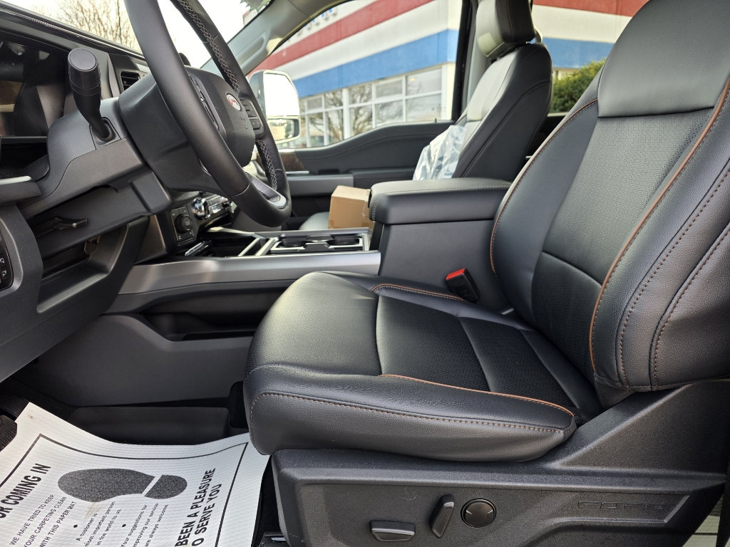 2026 Ford F-250 Super Duty - Agate Black Metallic exterior view 20