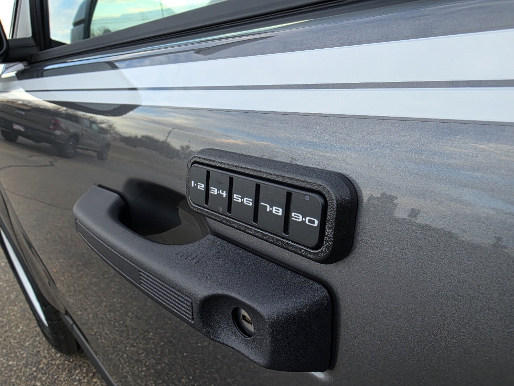 2025 Ford Bronco Sport Heritage - Carbonized Gray Metallic exterior view 10
