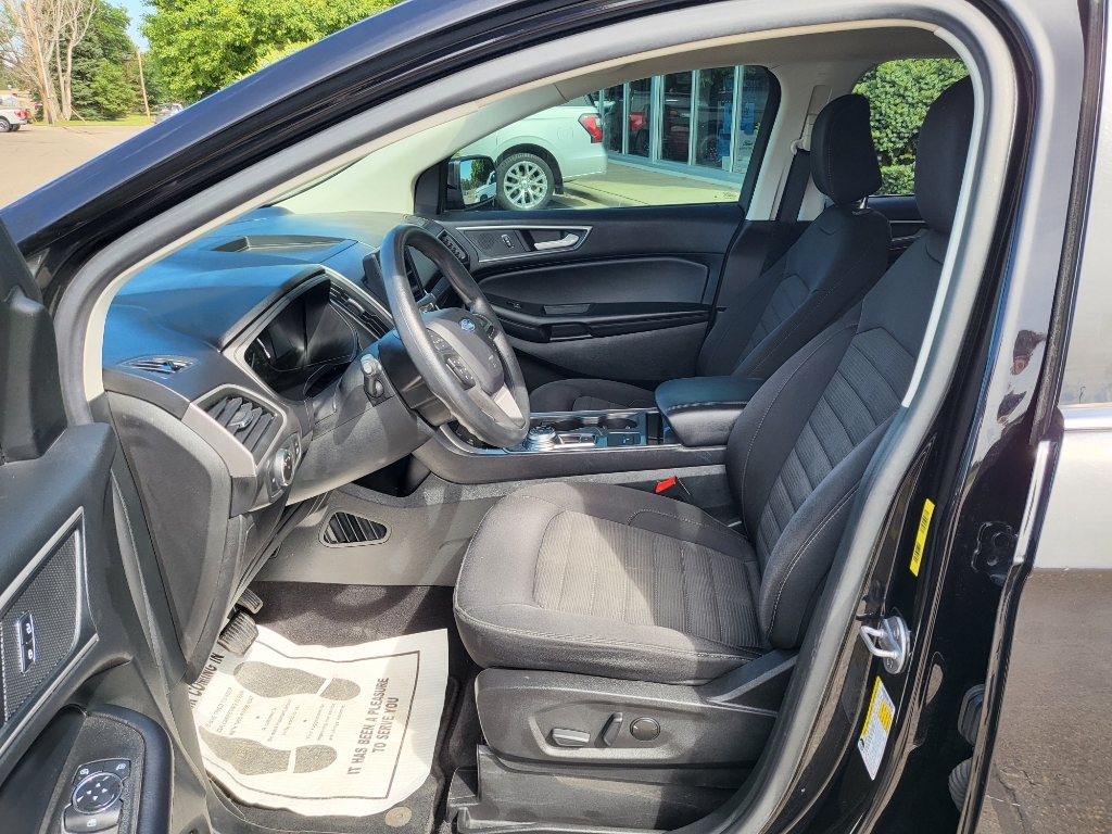 2023 Ford Edge SEL - Agate Black Metallic exterior view 10