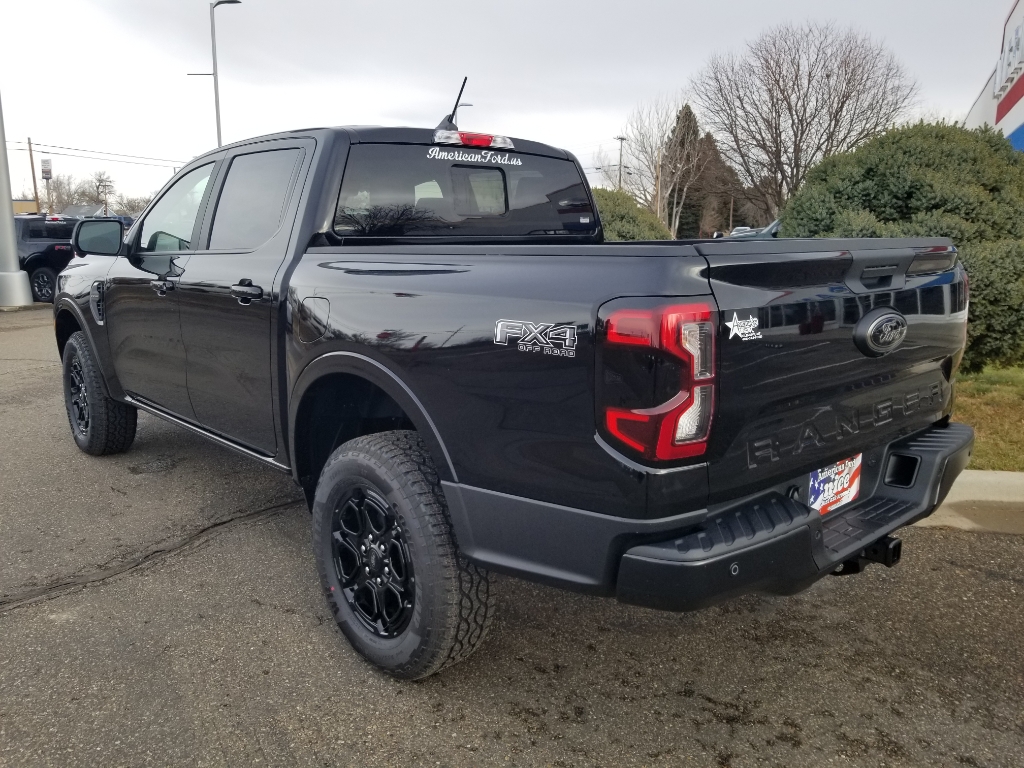 2025 Ford Ranger LARIAT - Shadow Black exterior view 4