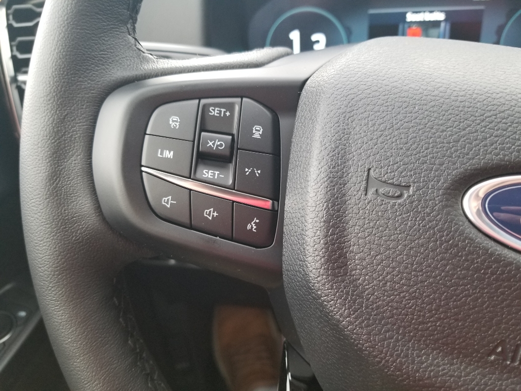 2025 Ford Ranger LARIAT - Shadow Black exterior view 14