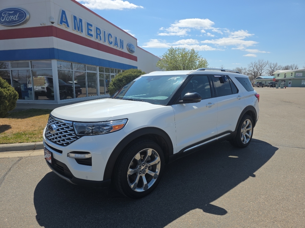 2020 Ford Explorer Platinum - Star White Metallic Tri-Coat exterior view 12
