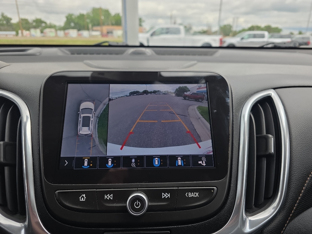 2019 Chevrolet Equinox Premier - Summit White exterior view 16