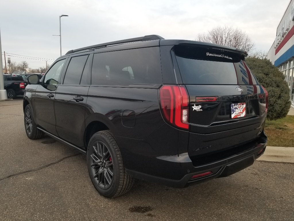 2025 Ford Expedition MAX Platinum - Agate Black Metallic exterior view 5