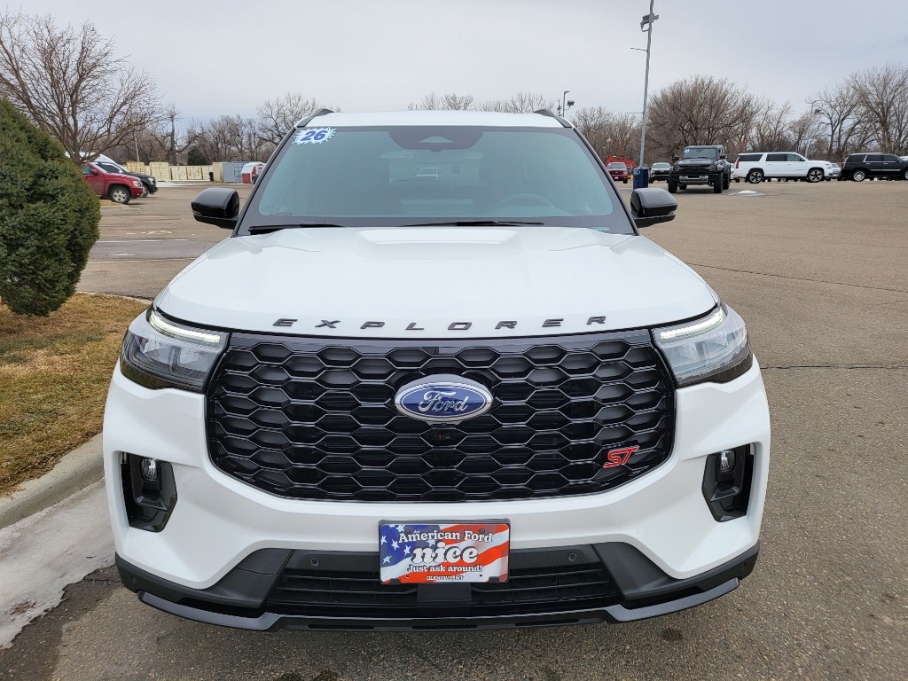 2026 Ford Explorer ST - Star White Metallic Tri-Coat exterior view 8