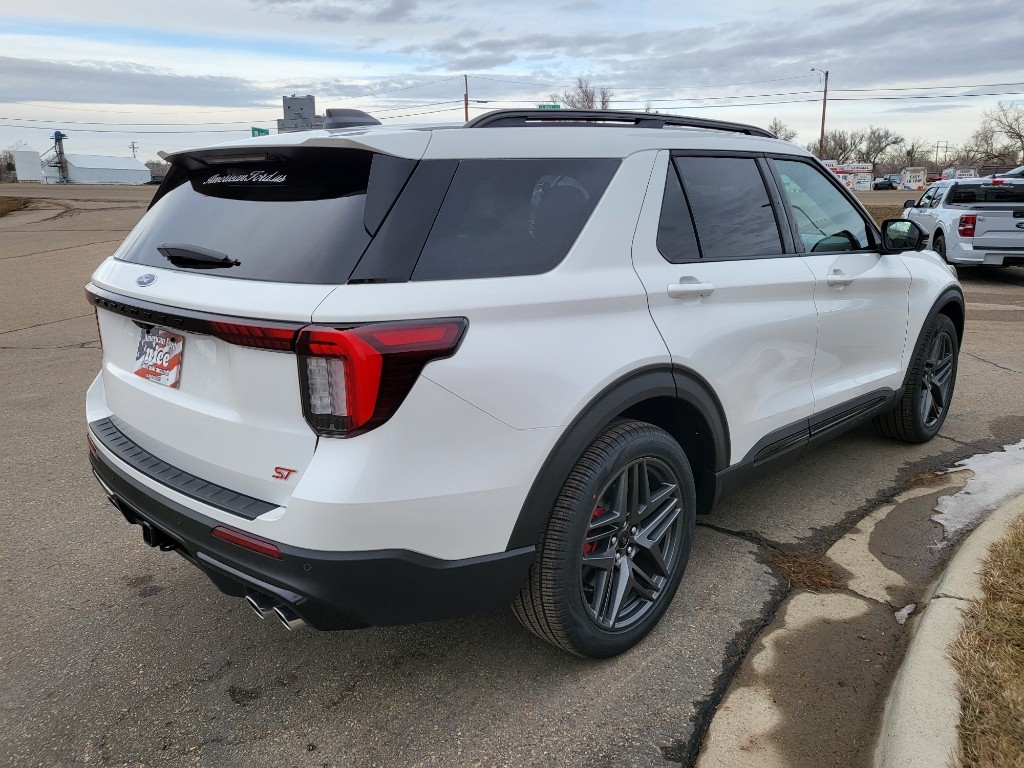 2026 Ford Explorer ST - Star White Metallic Tri-Coat exterior view 4