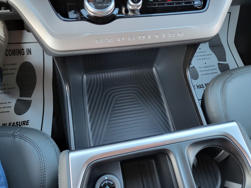 2026 Ford Expedition MAX Active - Stone Blue Metallic exterior view 15