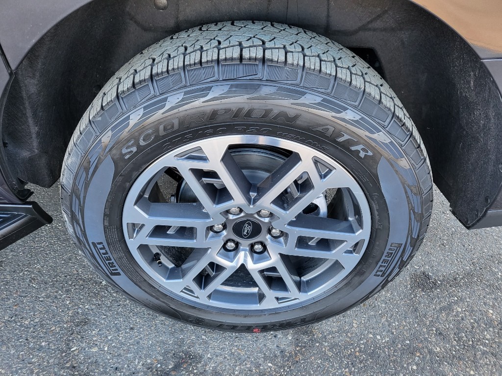2026 Ford Expedition MAX Active - Dark Matter Gray Metallic exterior view 8