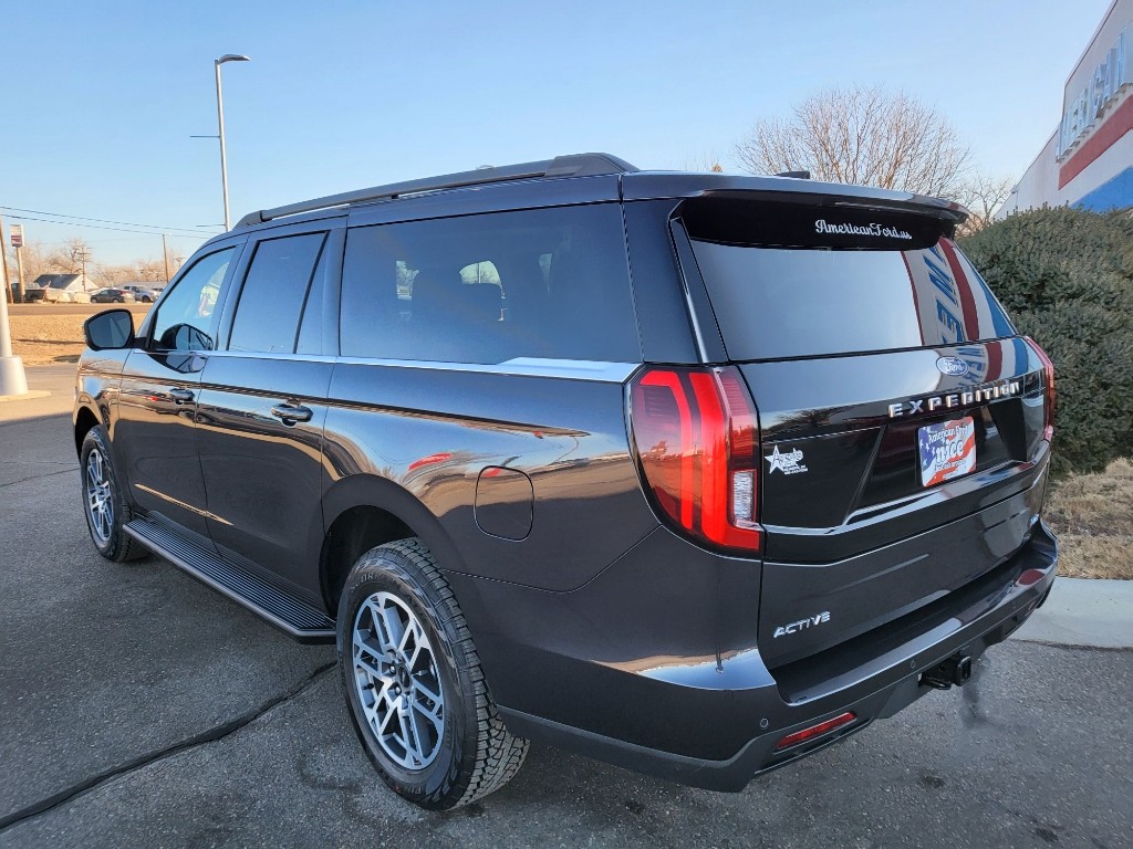 2026 Ford Expedition MAX Active - Dark Matter Gray Metallic exterior view 5