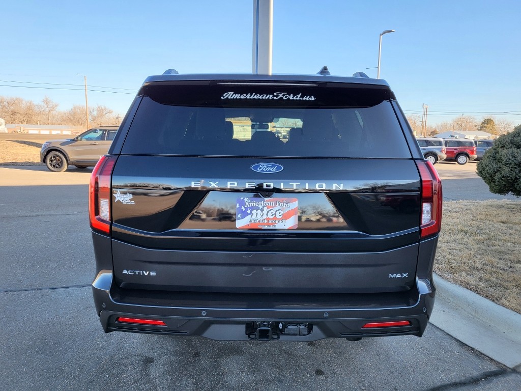 2026 Ford Expedition MAX Active - Dark Matter Gray Metallic exterior view 6