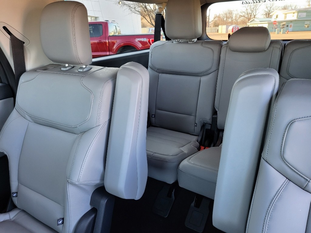 2026 Ford Expedition MAX Active - Dark Matter Gray Metallic exterior view 19