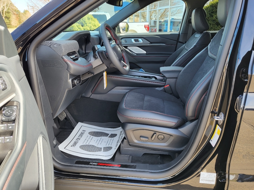 2026 Ford Explorer ST - Agate Black Metallic exterior view 10