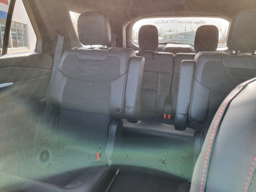 2026 Ford Explorer ST - Agate Black Metallic exterior view 16