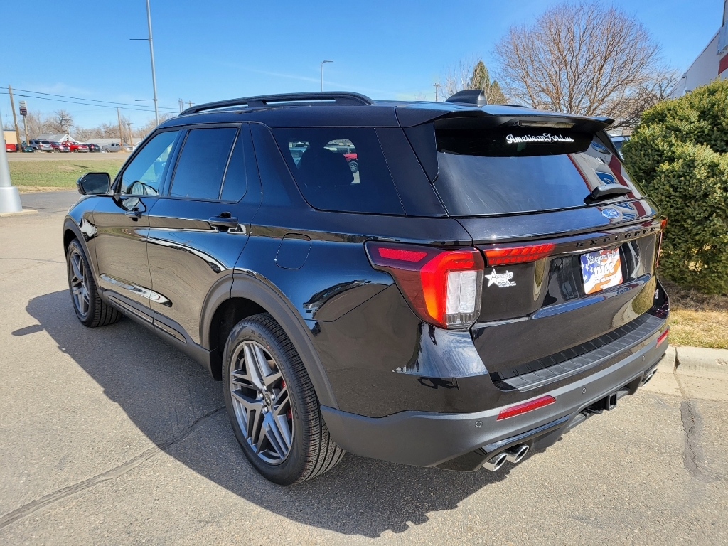 2026 Ford Explorer ST - Agate Black Metallic exterior view 7