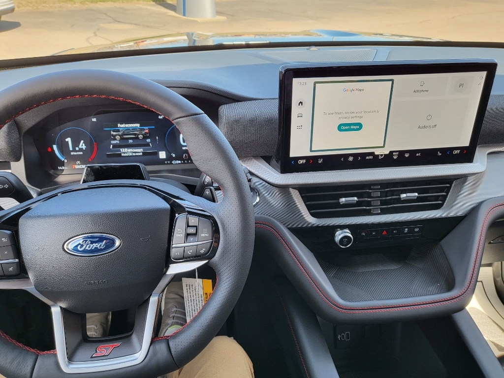 2026 Ford Explorer ST - Agate Black Metallic exterior view 11