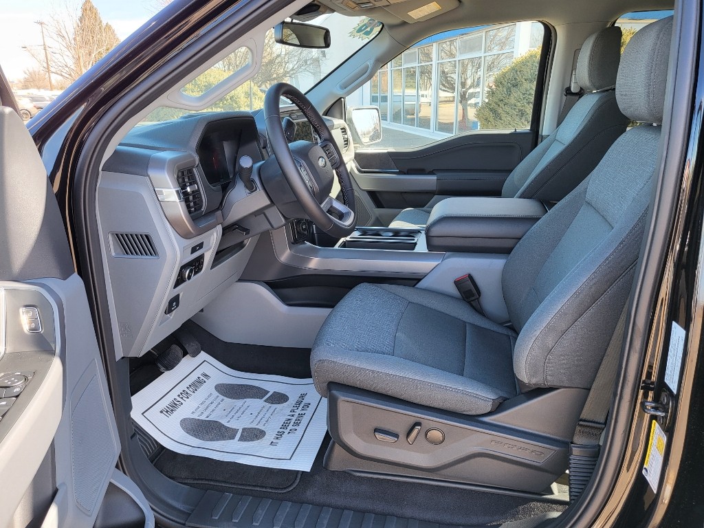 2026 Ford F-150 XLT - Agate Black Metallic exterior view 9