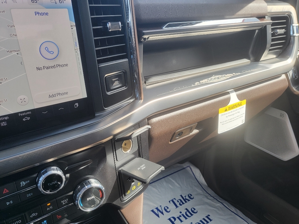 2026 Ford F-350 Super Duty - Oxford White exterior view 18