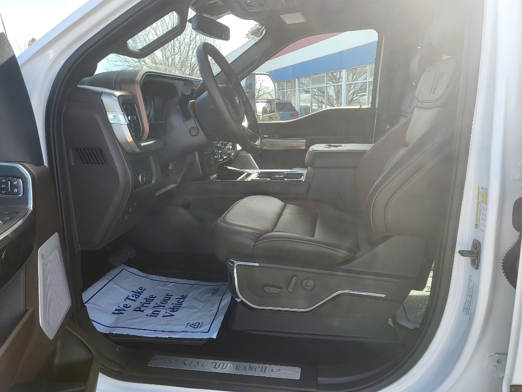 2026 Ford F-350 Super Duty - Oxford White exterior view 10