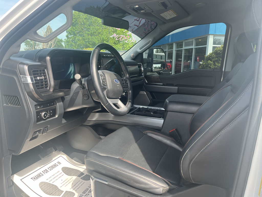 2024 Ford F-250 Super Duty - Star White Metallic Tri-Coat exterior view 10