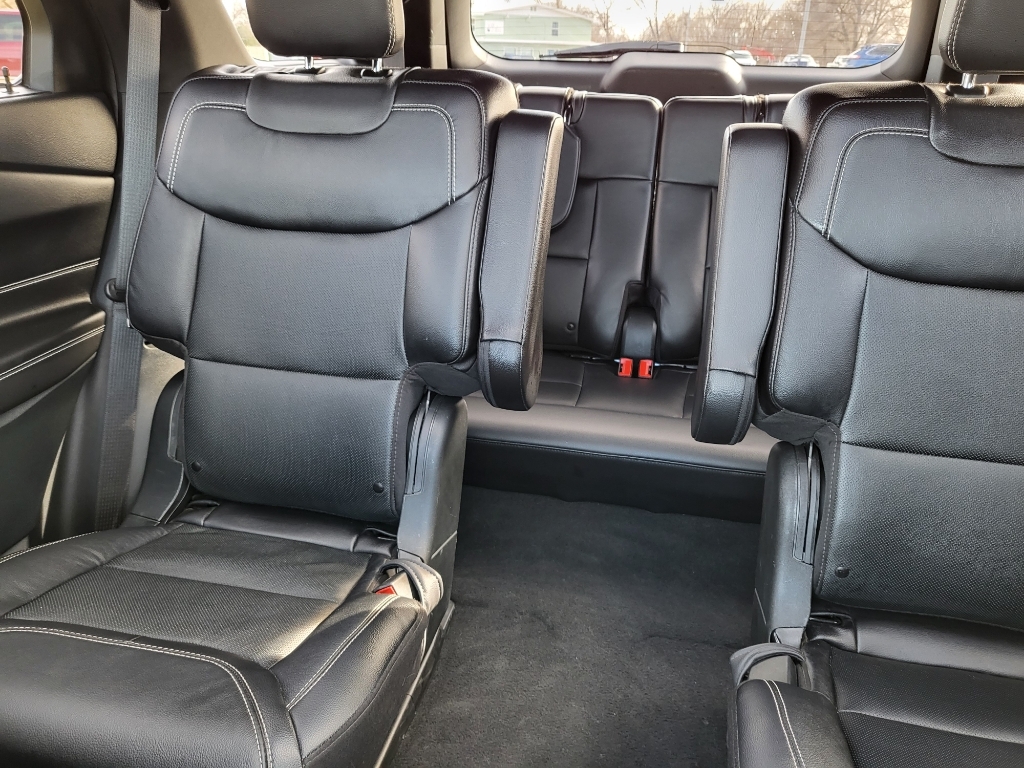 2023 Ford Explorer ST - Star White Metallic Tri-Coat exterior view 20