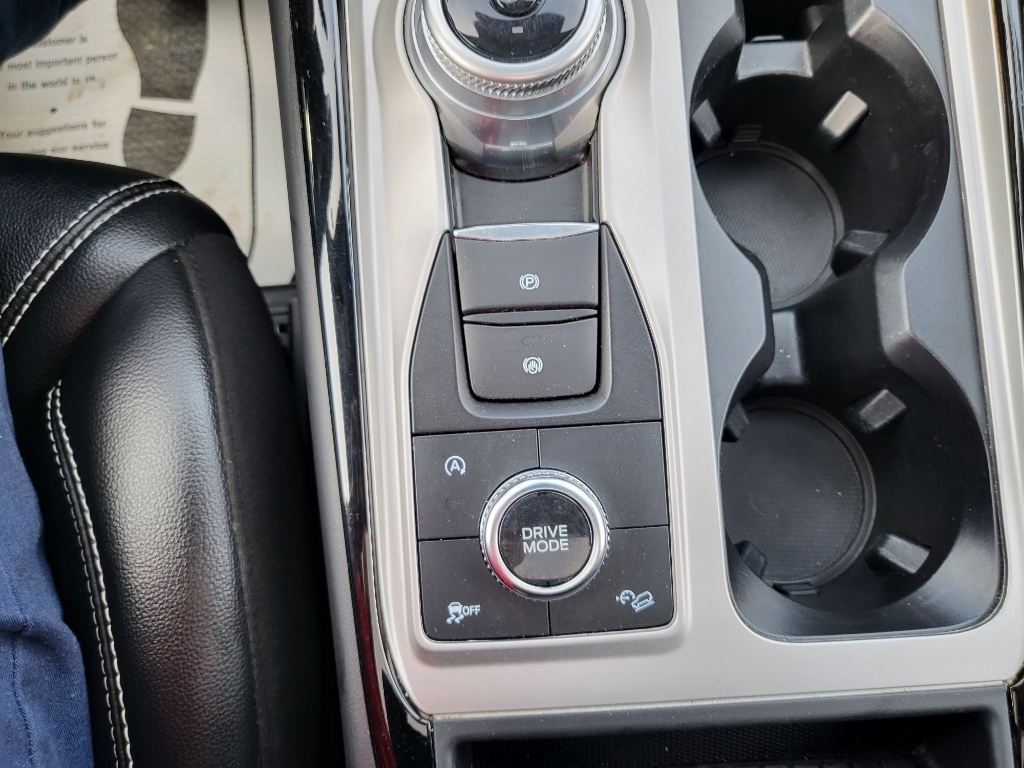2023 Ford Explorer ST - Star White Metallic Tri-Coat exterior view 16