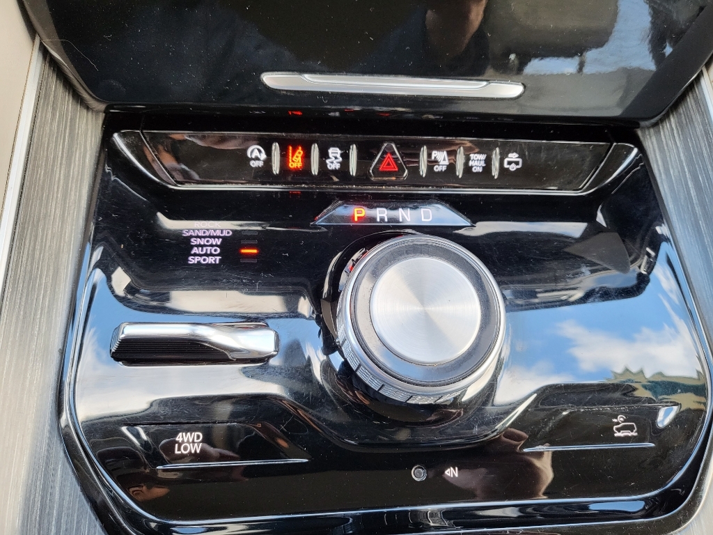 2024 Jeep Wagoneer Series II - River Rock exterior view 14