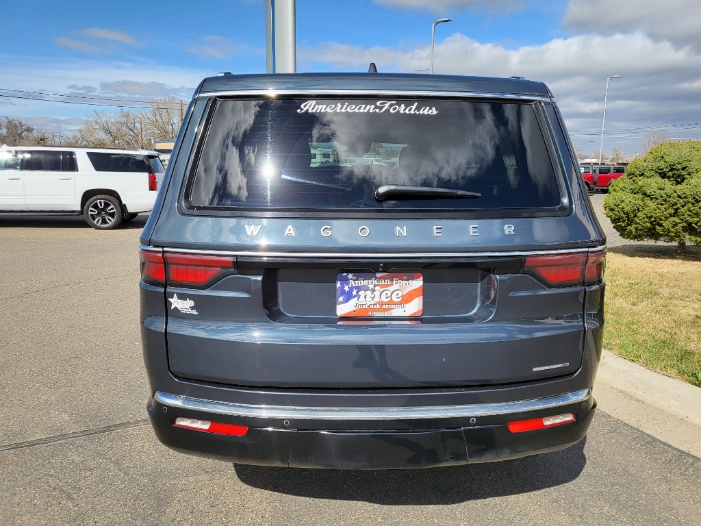 2024 Jeep Wagoneer Series II - River Rock exterior view 5