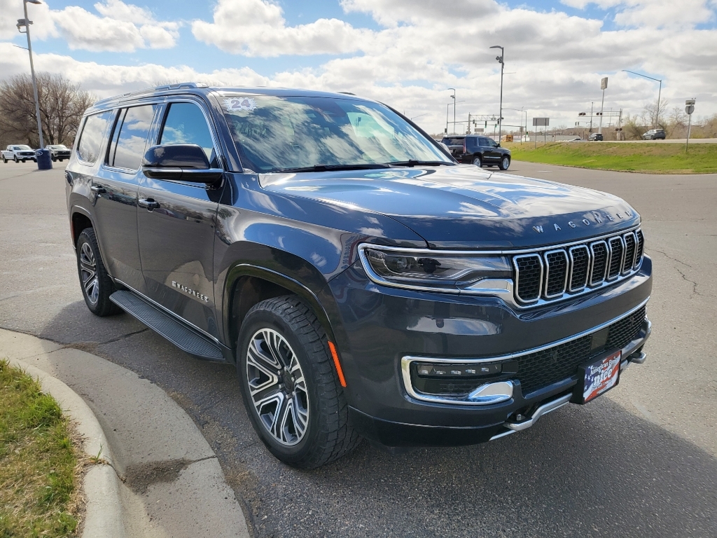 2024 Jeep Wagoneer Series II - River Rock exterior view 3