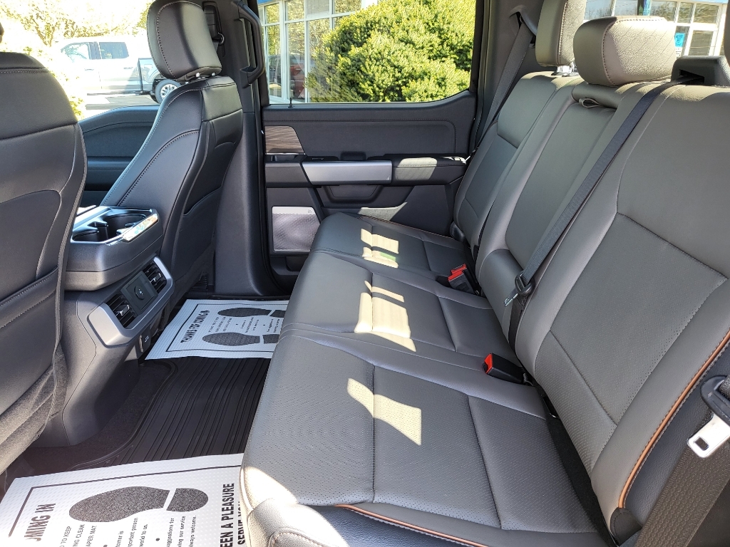 2026 Ford F-150 LARIAT - Antimatter Blue Metallic exterior view 19