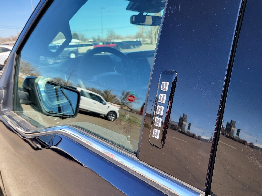 2026 Ford F-150 LARIAT - Antimatter Blue Metallic exterior view 8