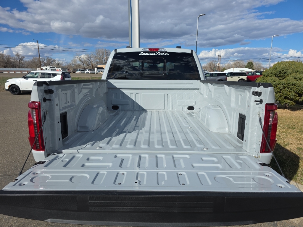 2026 Ford F-150 XLT - AVALANCHE exterior view 7