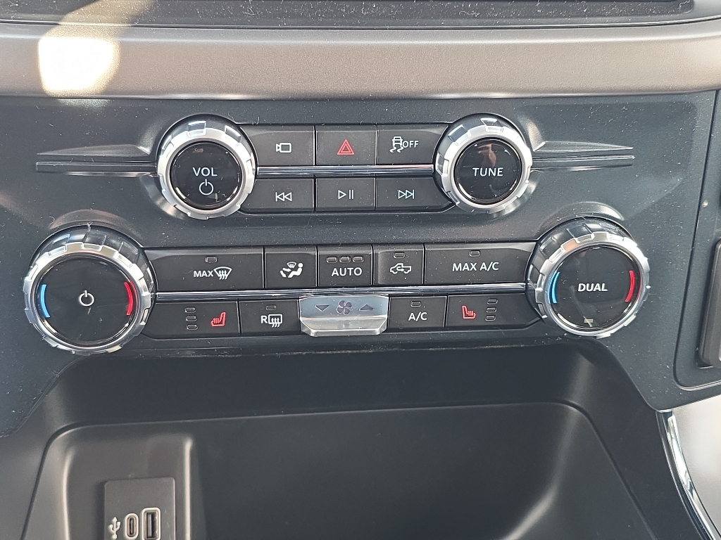 2026 Ford F-150 XLT - AVALANCHE exterior view 13