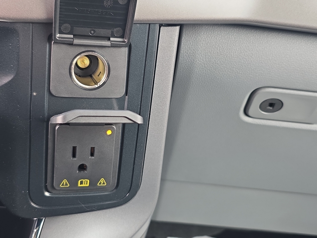 2026 Ford F-150 XLT - AVALANCHE exterior view 16